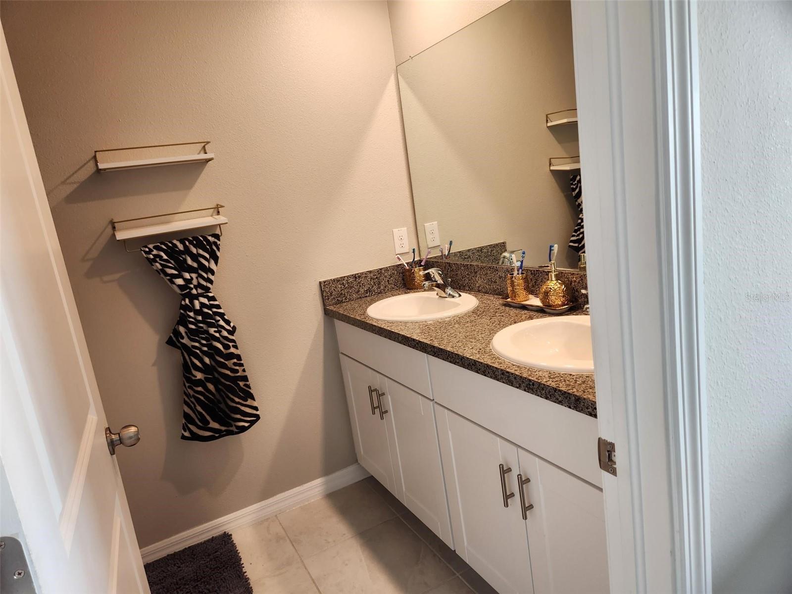 BELMONT TWNHMS PRCL F - Residential