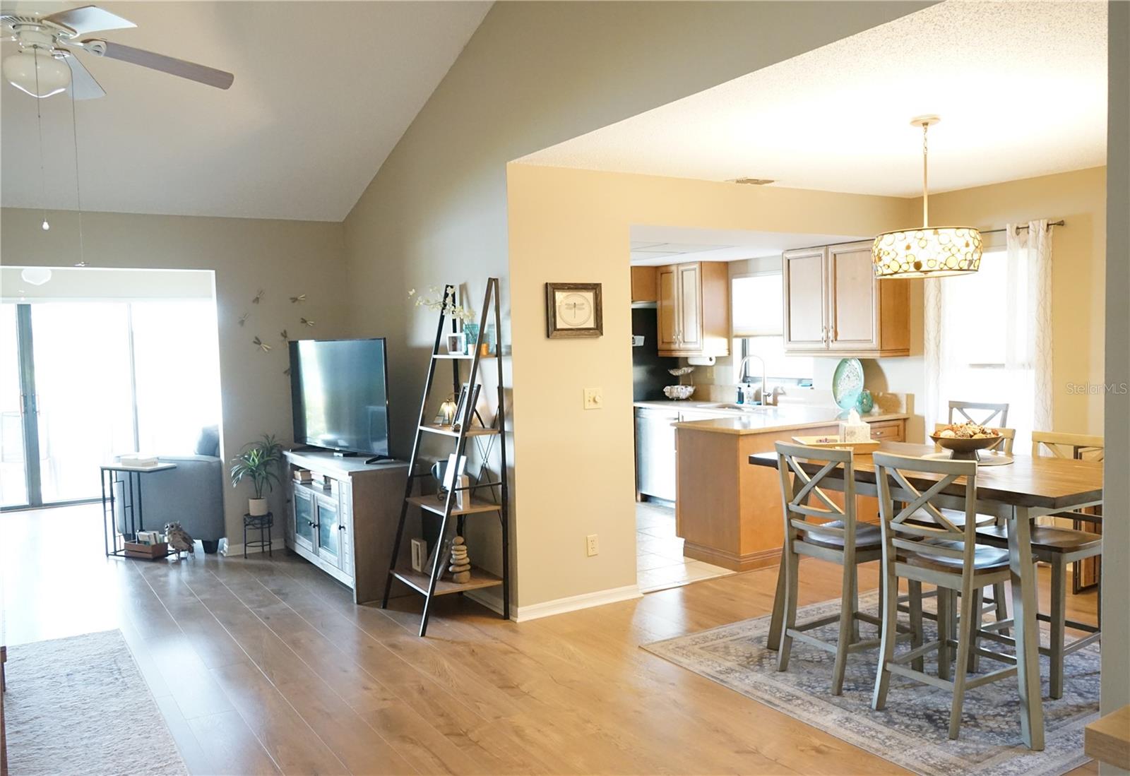 LANCASTER - Residential