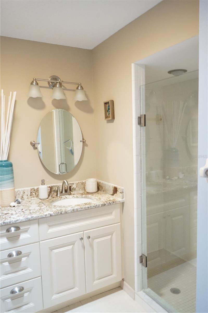 LANCASTER - Residential