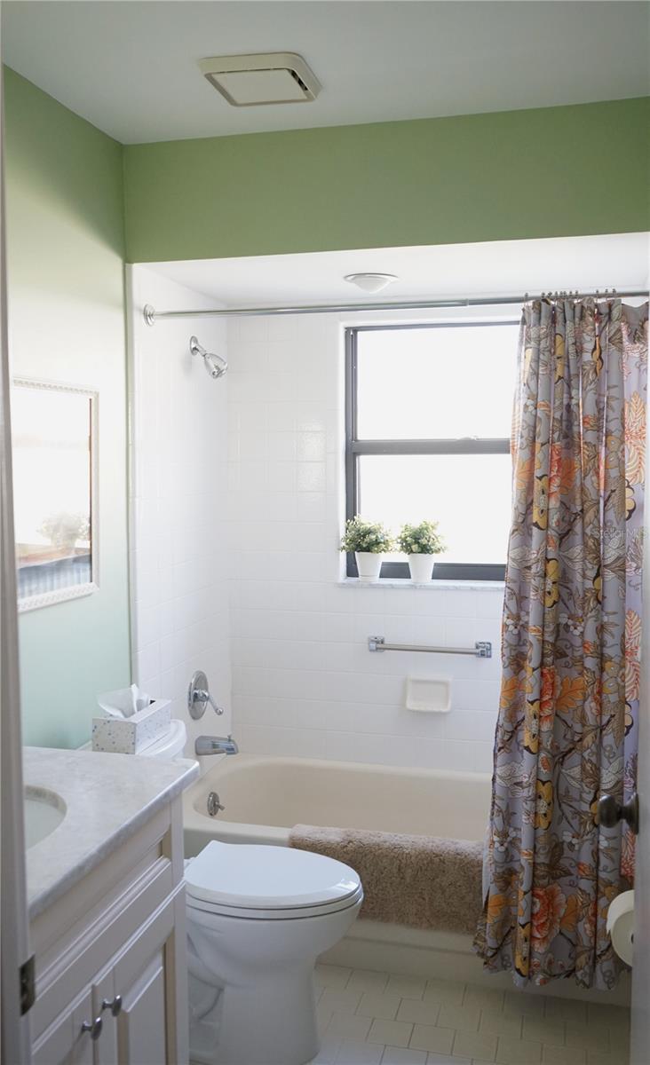 LANCASTER - Residential