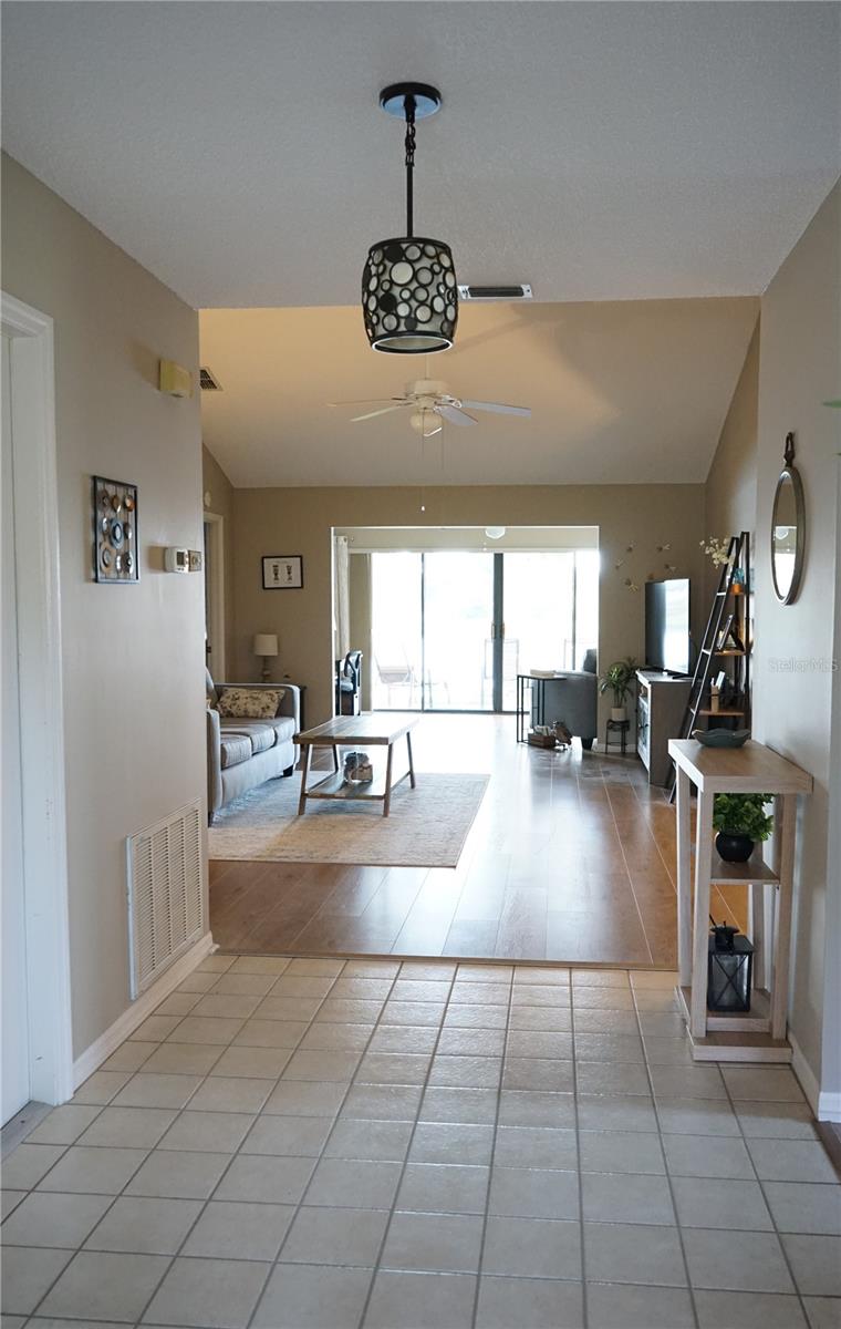 LANCASTER - Residential