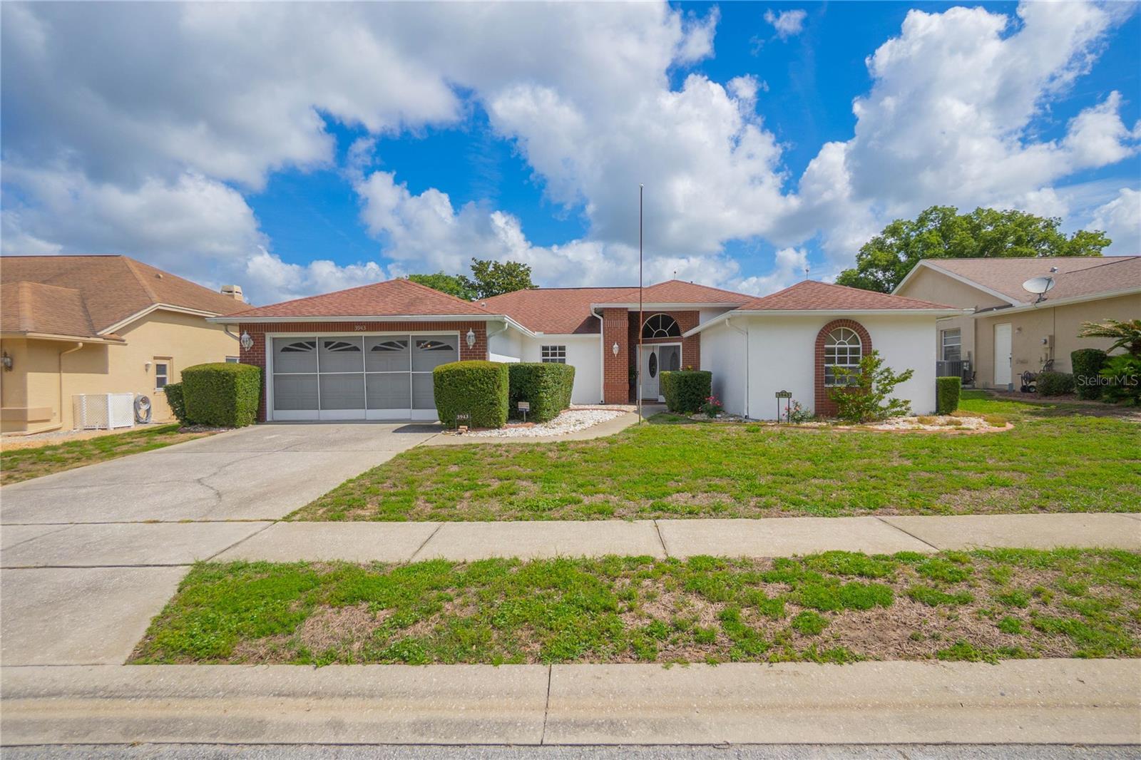 3943 W FIELDWOOD COURT
