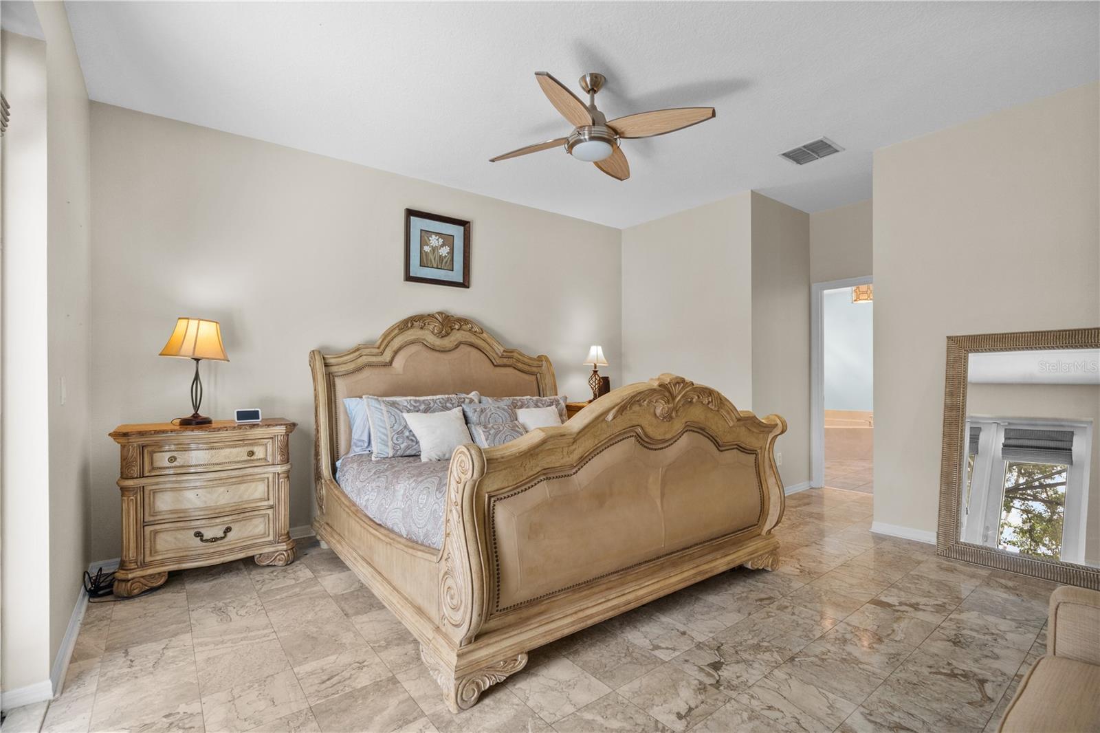 MERION POINTE - Residential