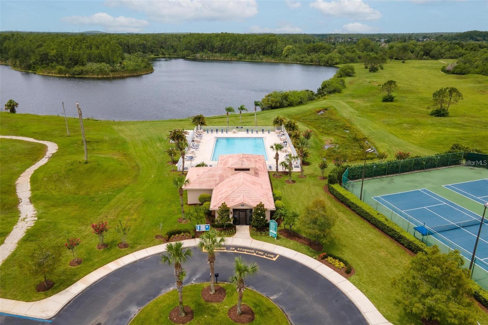 MERION POINTE - Residential