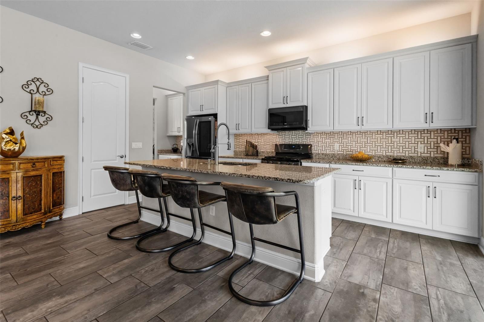 ASTURIA PH 1B & 1C - Residential