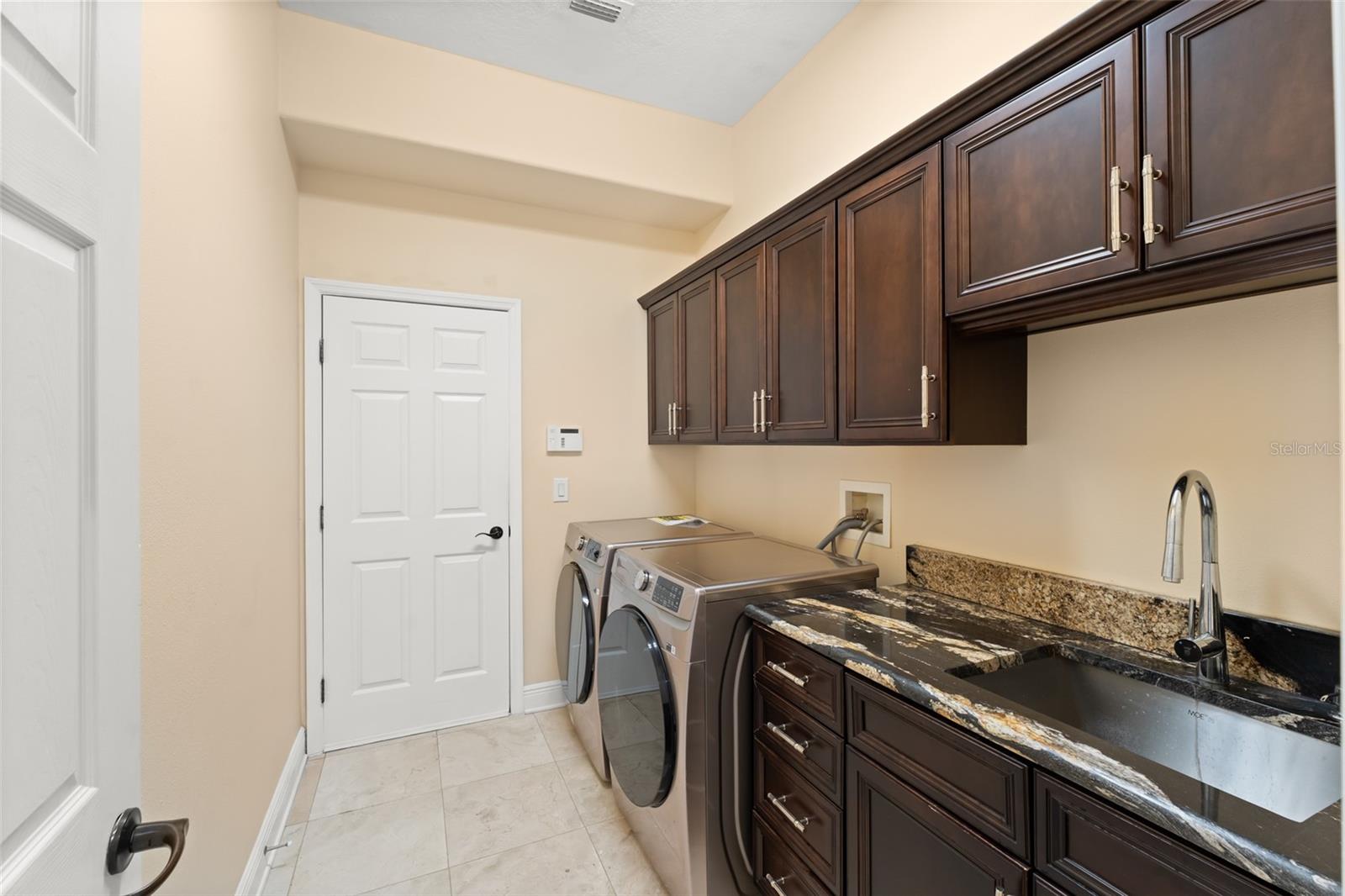 RESERVE AT BELMERE PH 02 48 144 - Residential