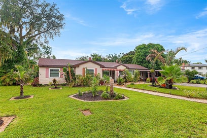 2227 12TH STREET NW WINTER HAVEN FL 33881