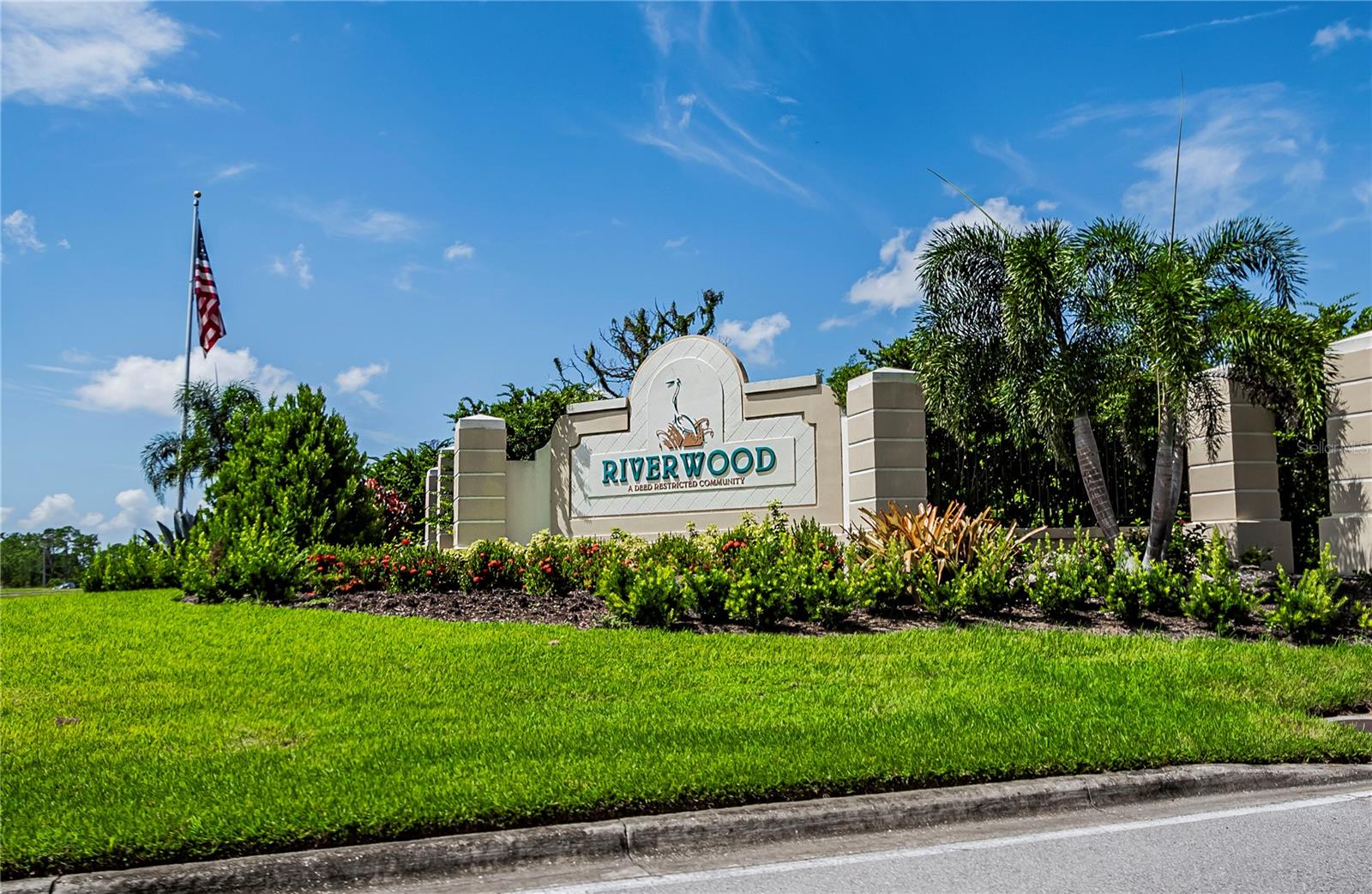 MYAKKA POINTE AT RIVERWOOD - Residential