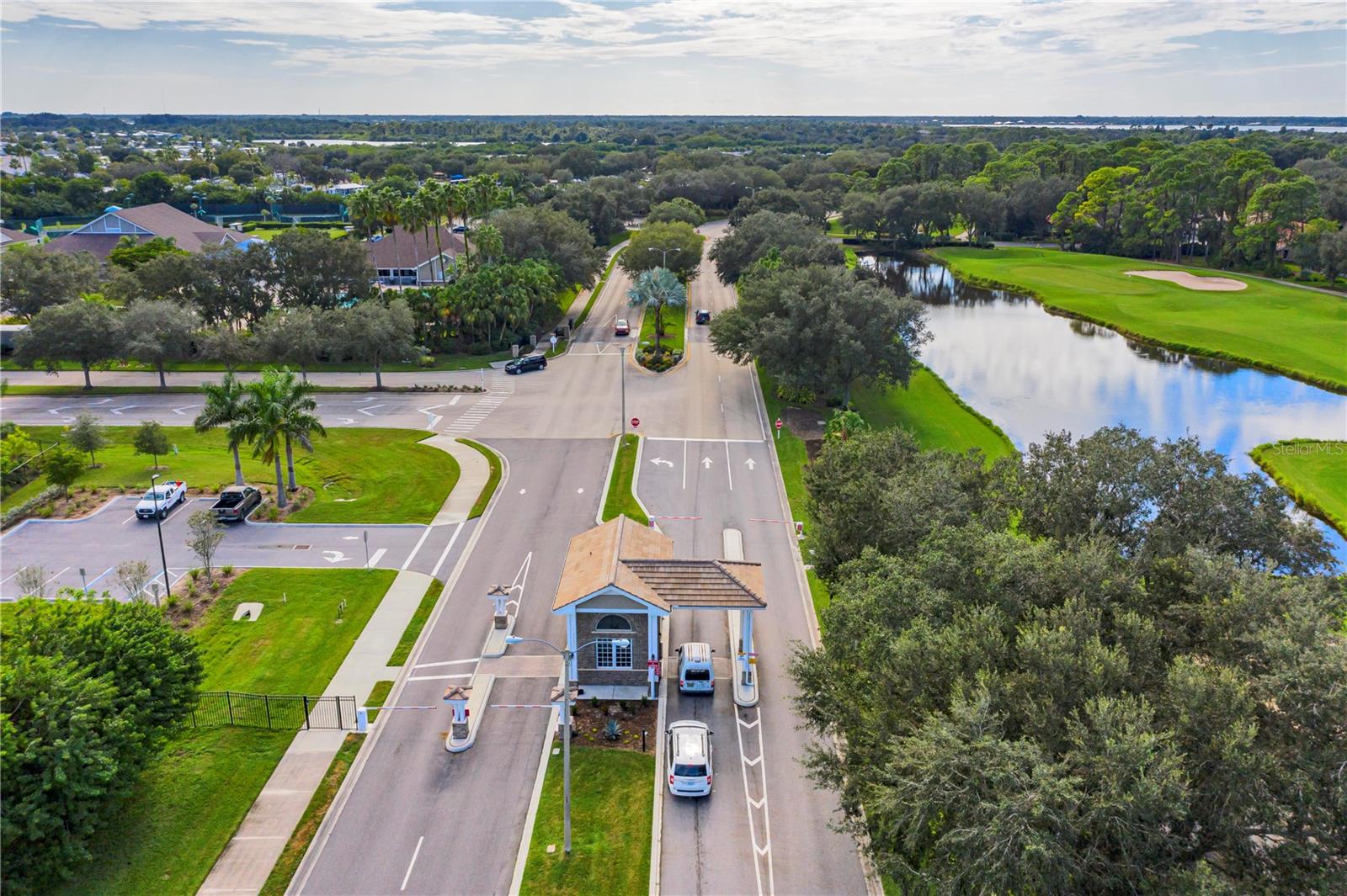 MYAKKA POINTE AT RIVERWOOD - Residential