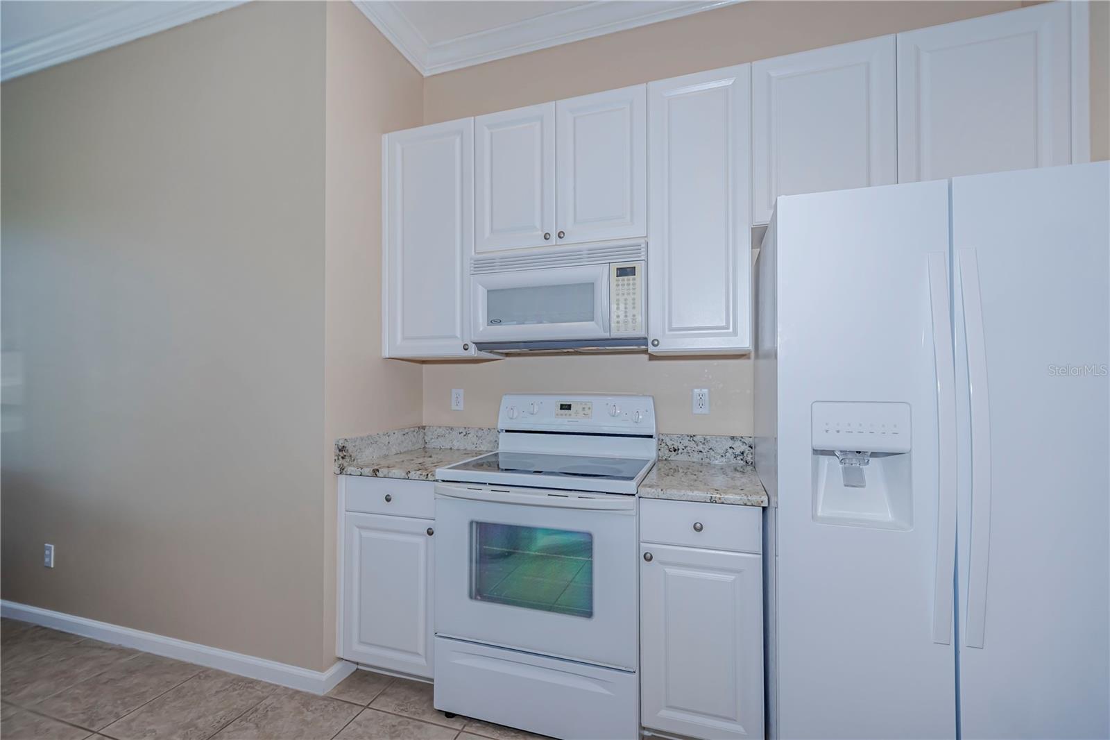 MYAKKA POINTE AT RIVERWOOD - Residential