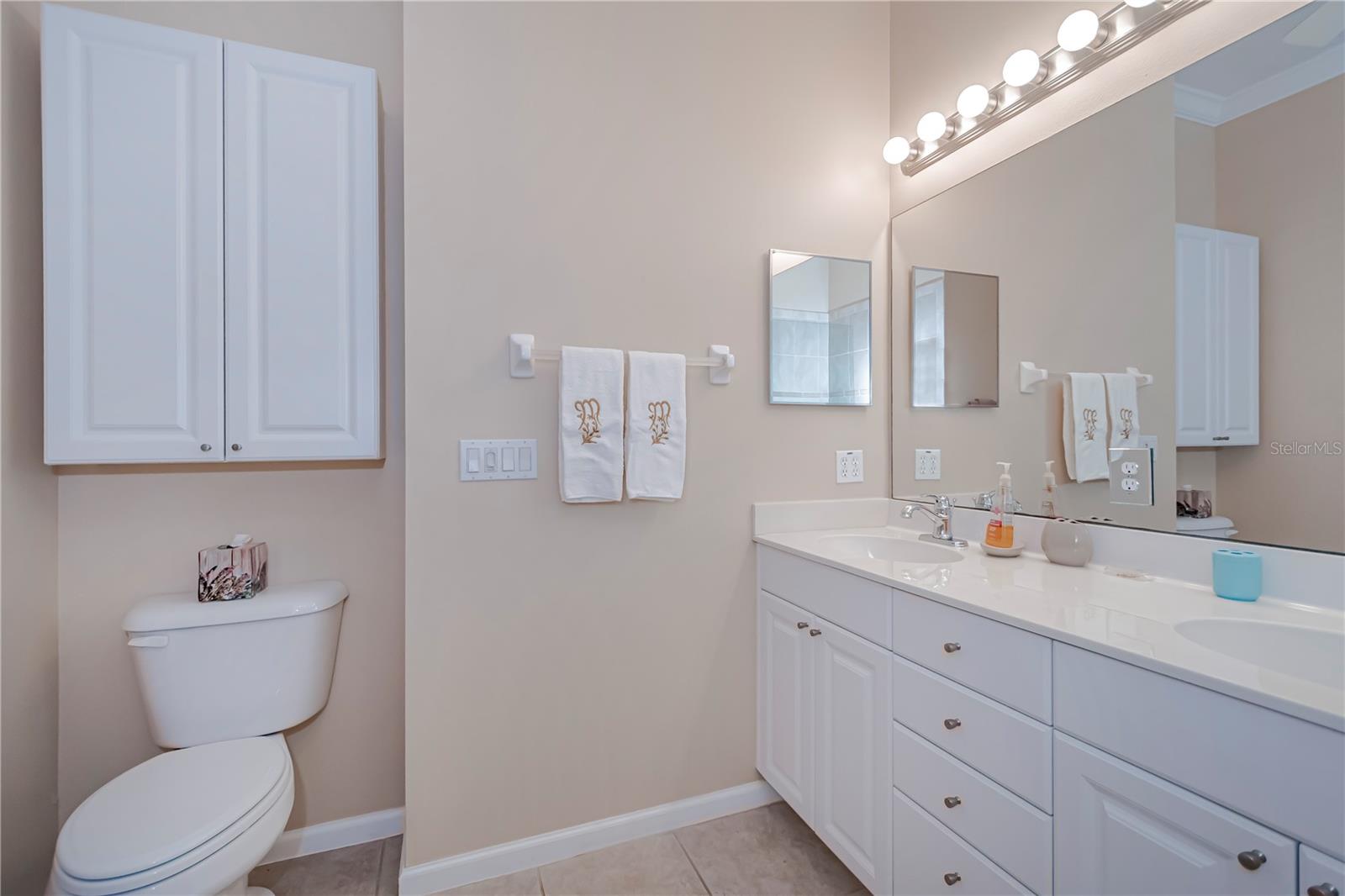 MYAKKA POINTE AT RIVERWOOD - Residential