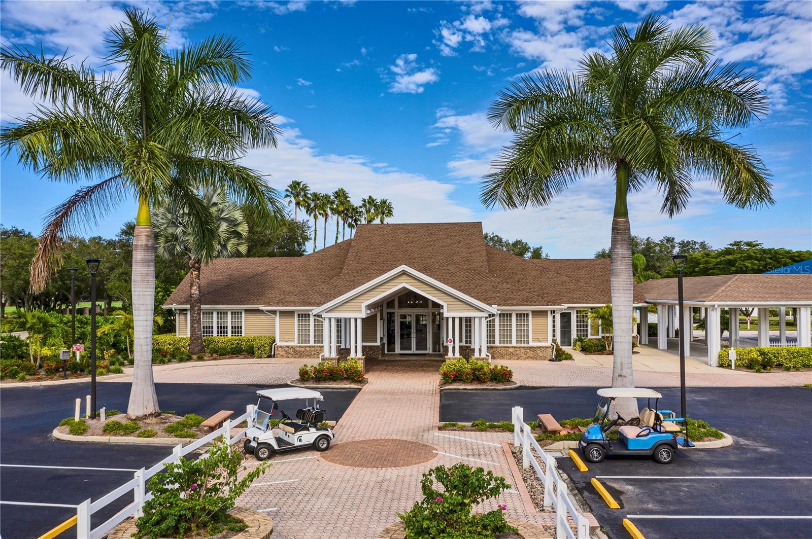 MYAKKA POINTE AT RIVERWOOD - Residential