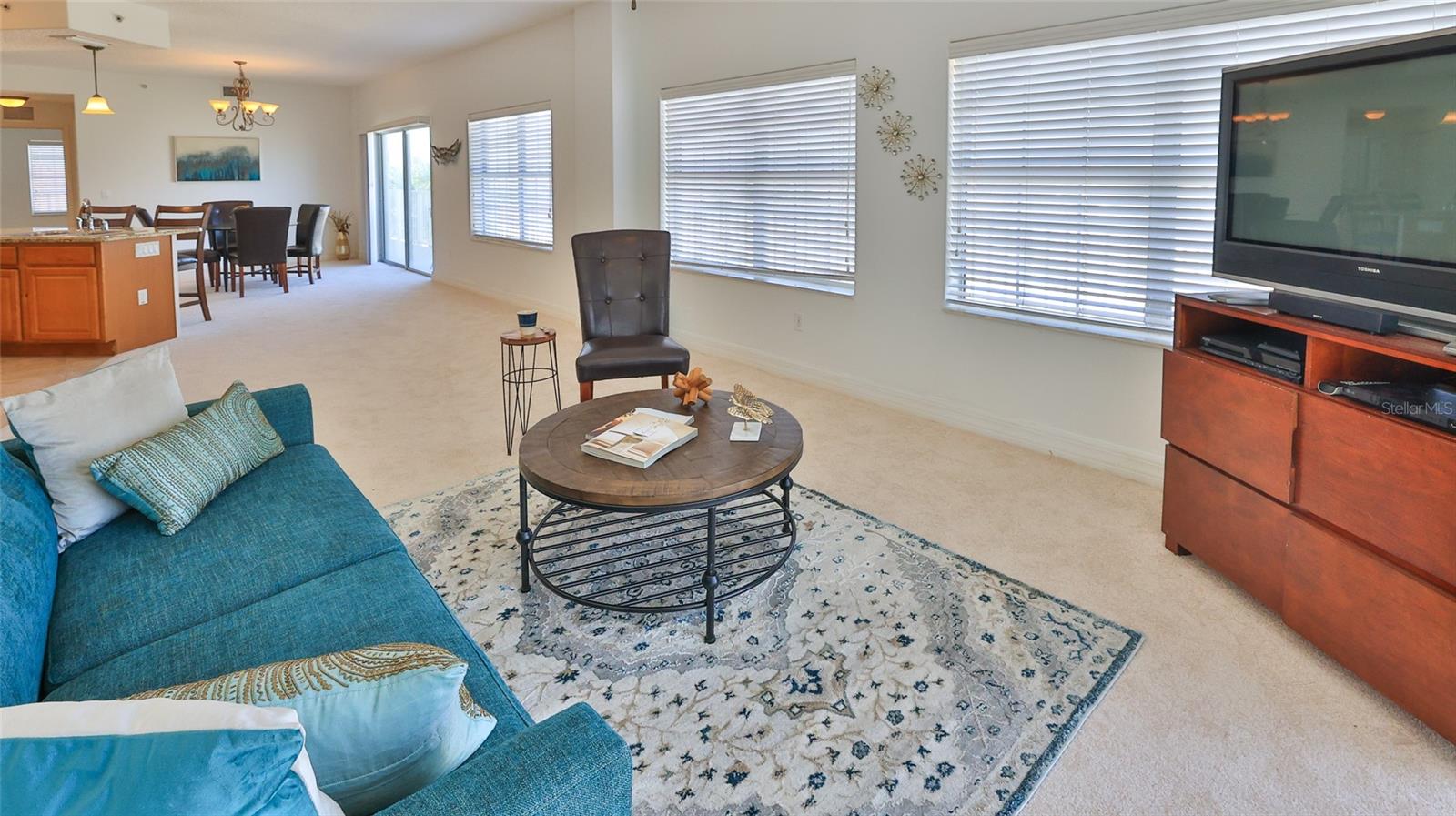 LA VISTA DEL SOL - Residential