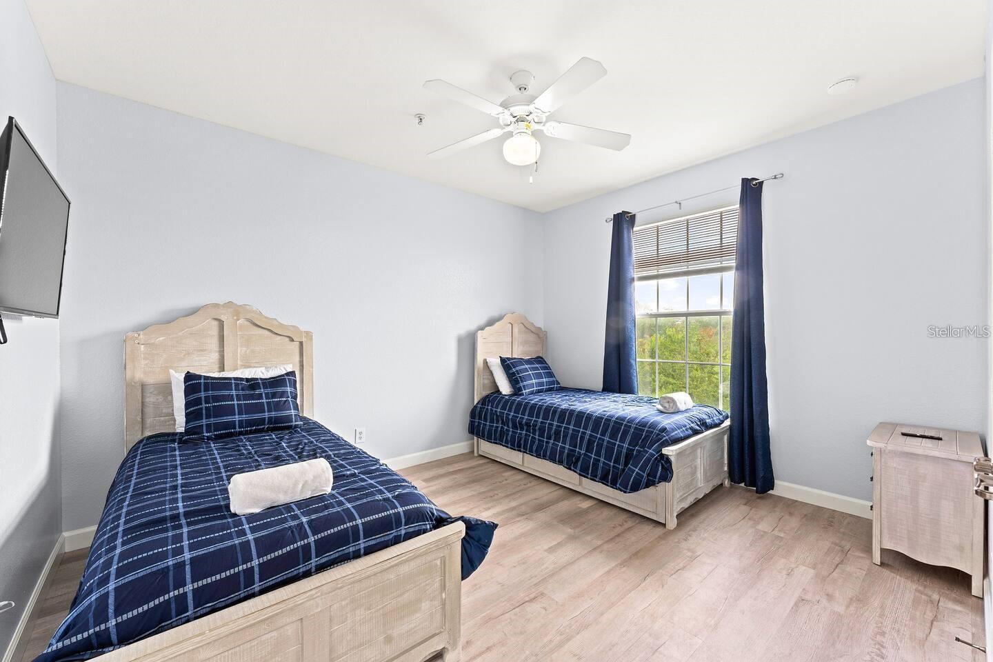 VILLAS AT SECRET LAKE CONDO - Residential