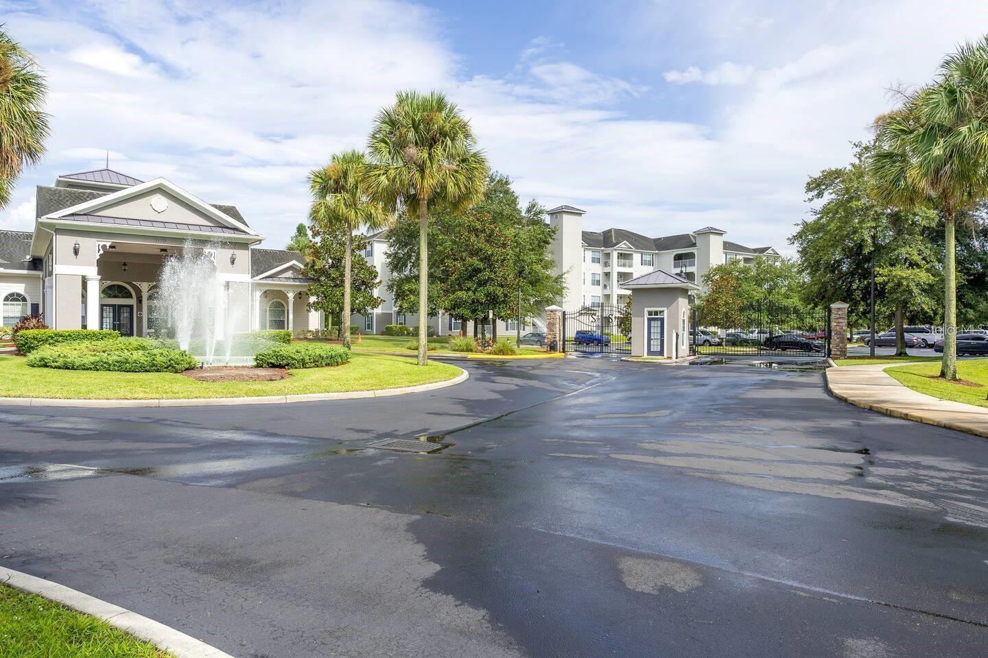 VILLAS AT SECRET LAKE CONDO - Residential