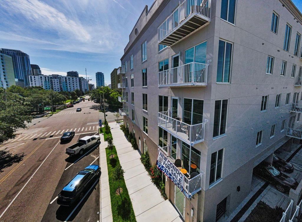 Photo of 600 3rd Avenue S #301, St Petersburg, FL 33701 (MLS # TB8399780)