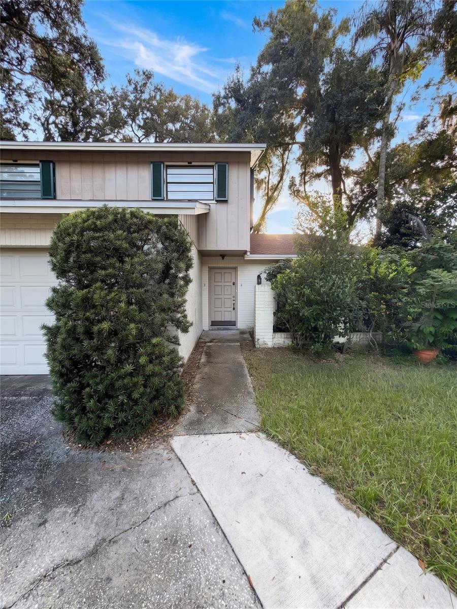 14714 OAK VINE DRIVE