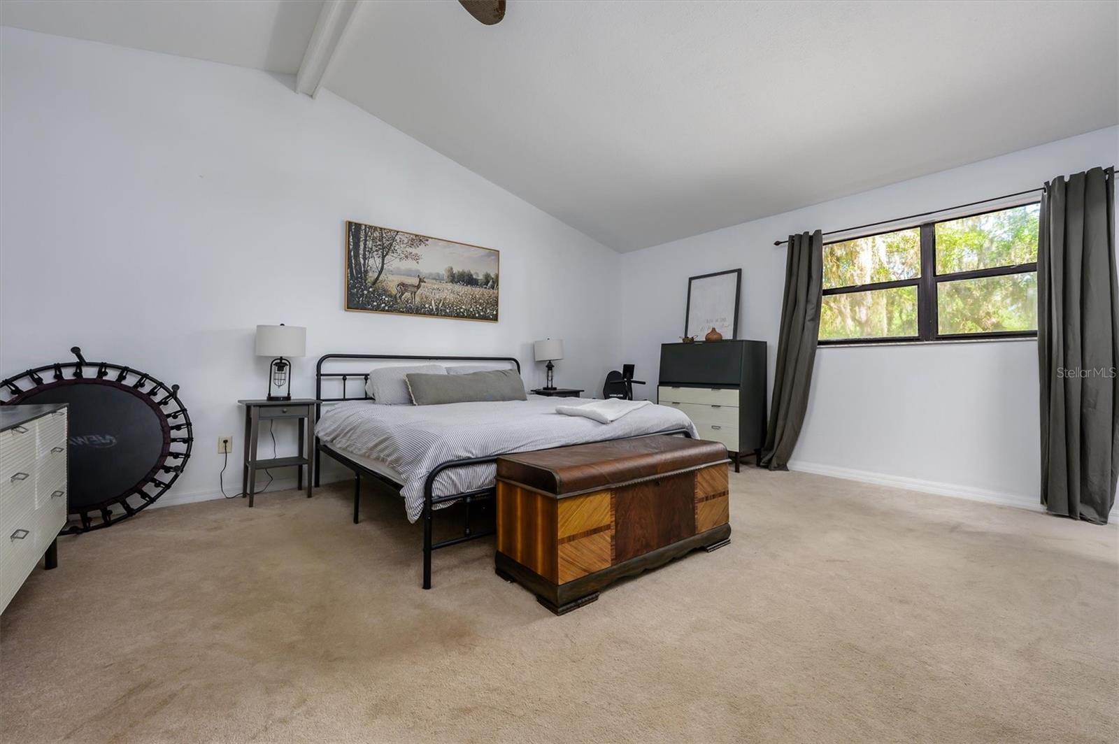 ROYAL OAKS ESTATE - Residential