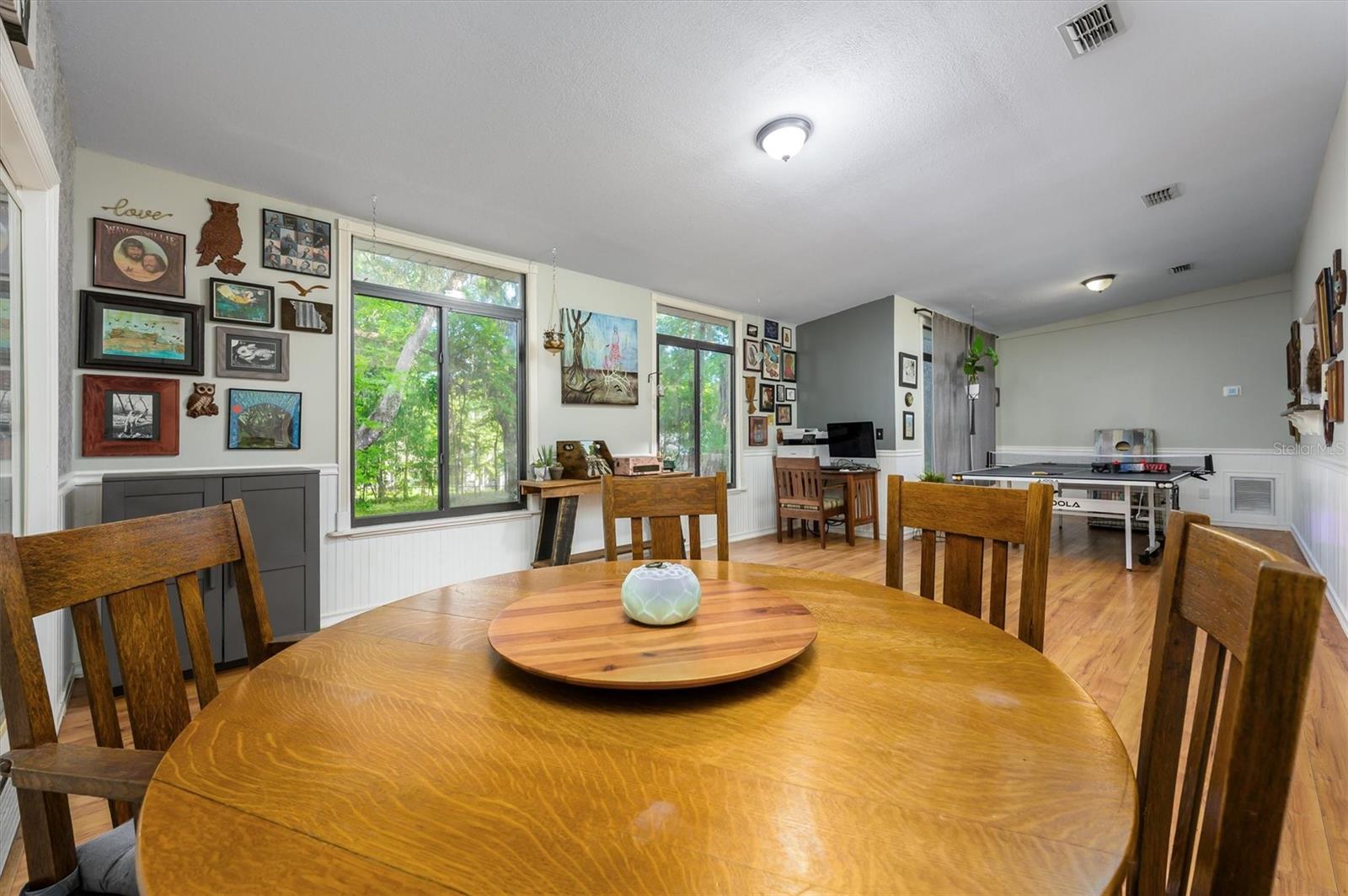ROYAL OAKS ESTATE - Residential