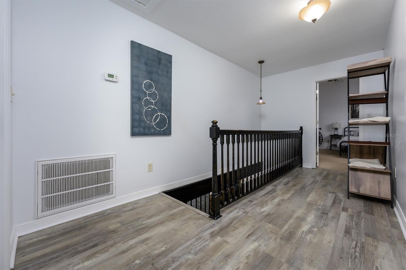 ROYAL OAKS ESTATE - Residential