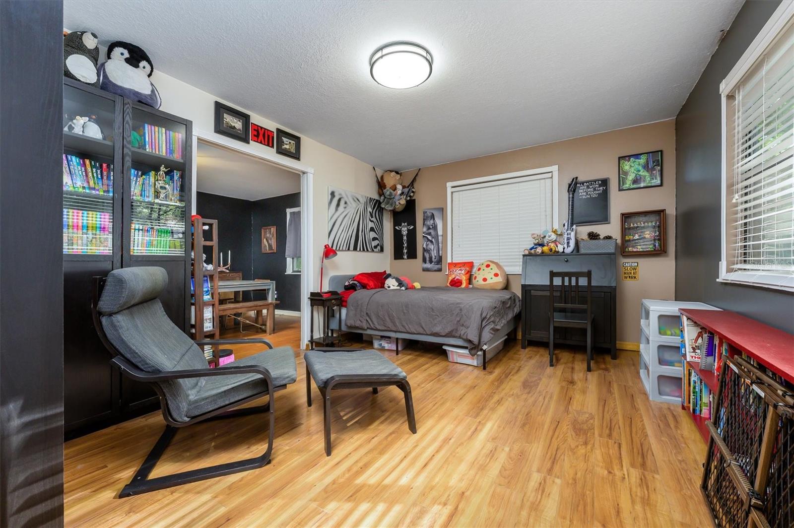 ROYAL OAKS ESTATE - Residential