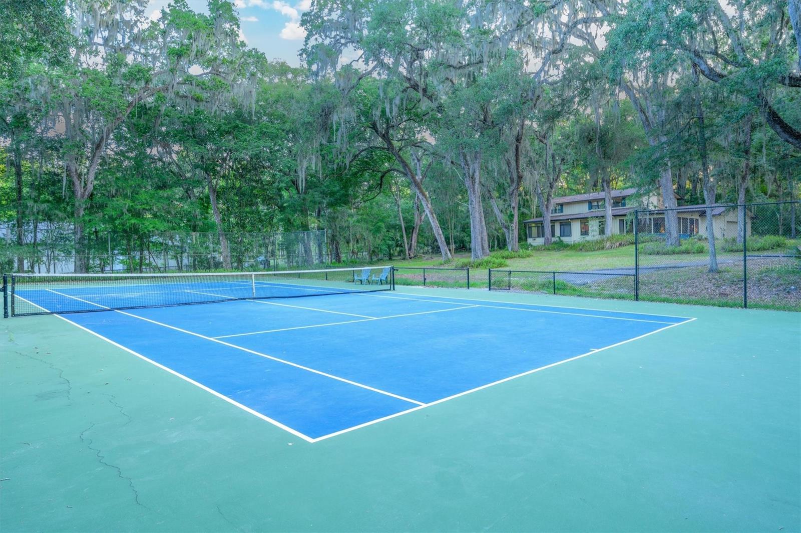 ROYAL OAKS ESTATE - Residential