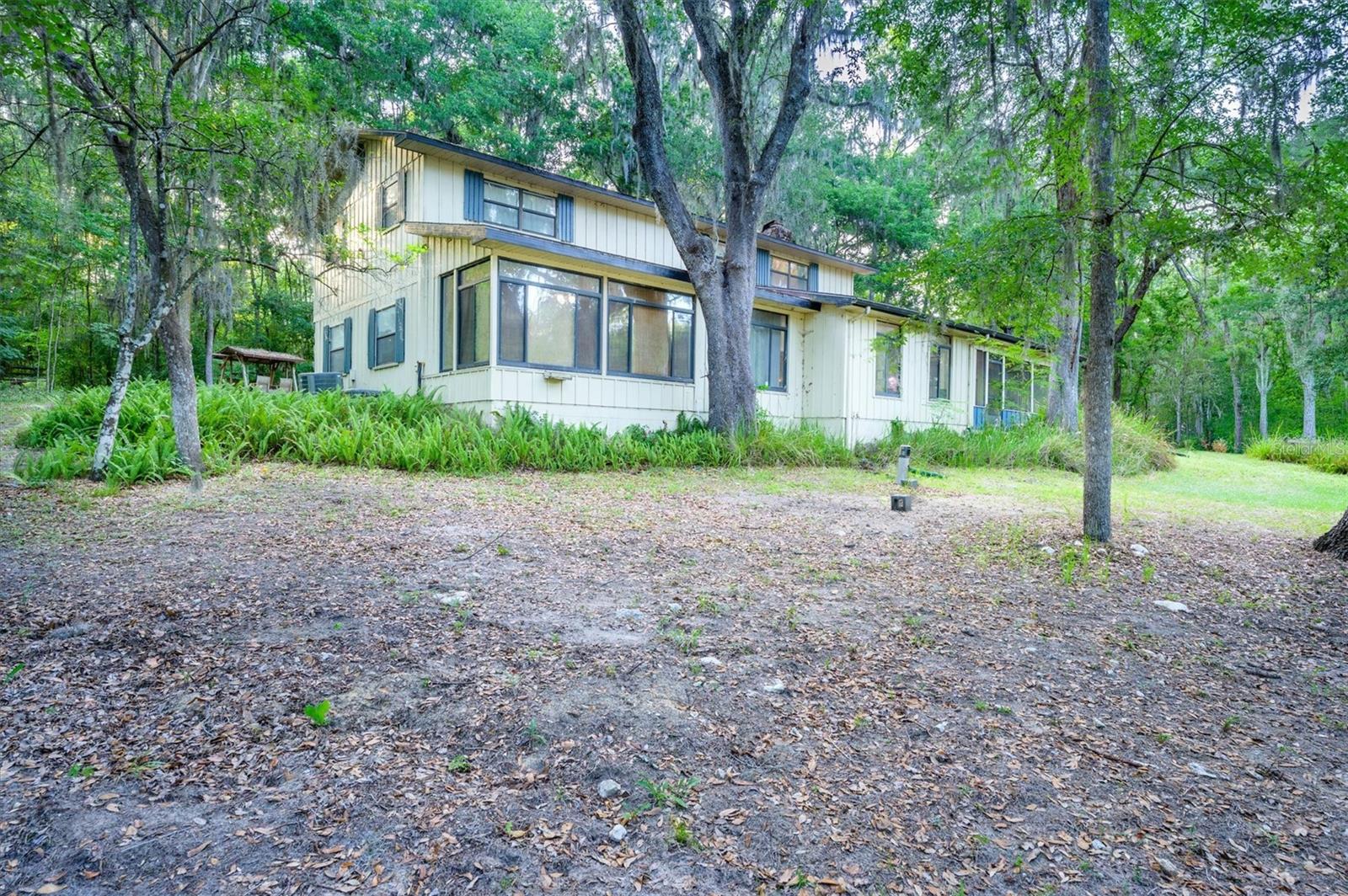 ROYAL OAKS ESTATE - Residential