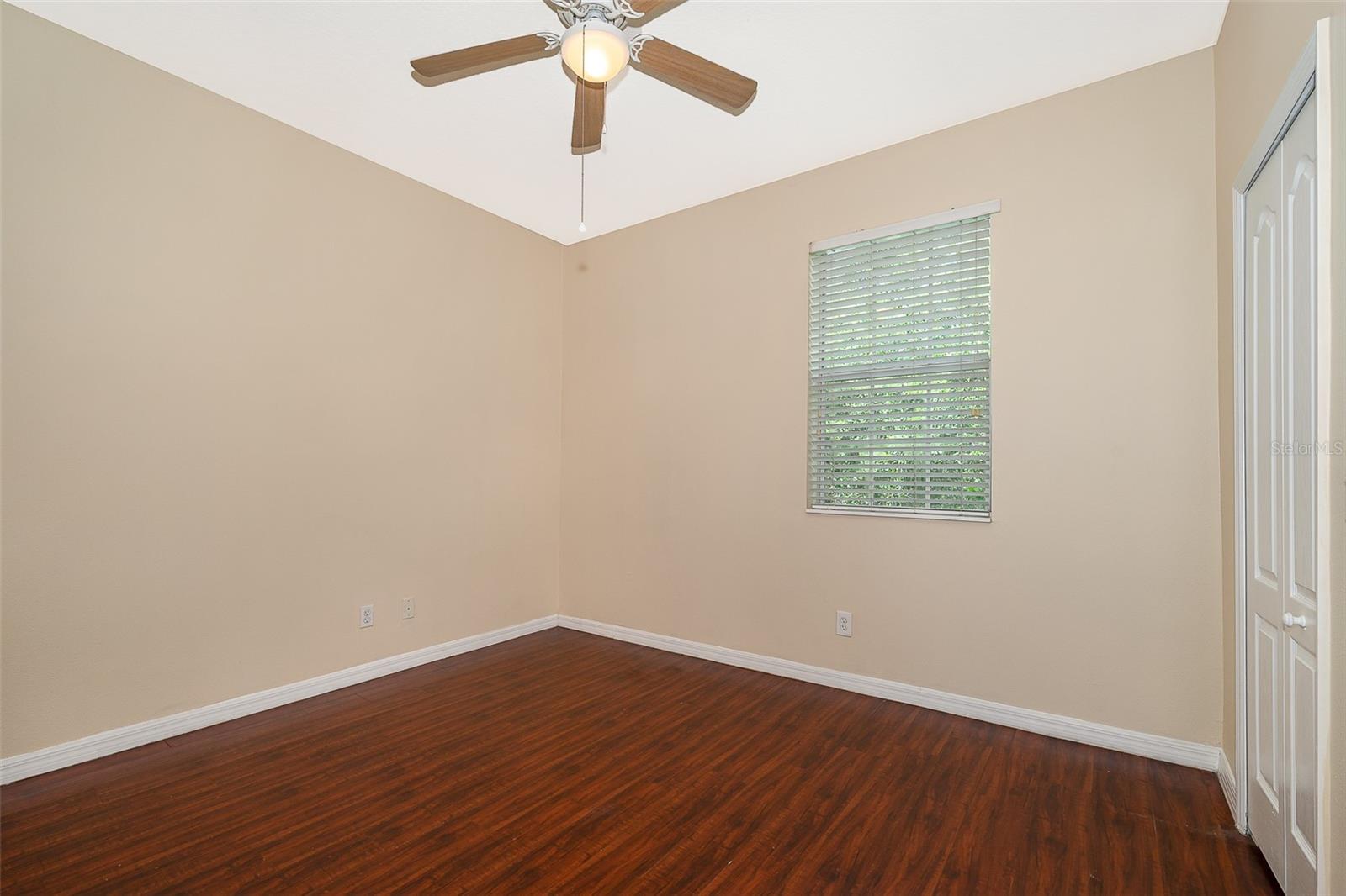 VICTORIA PINES CONDO PH 6 - Residential Lease