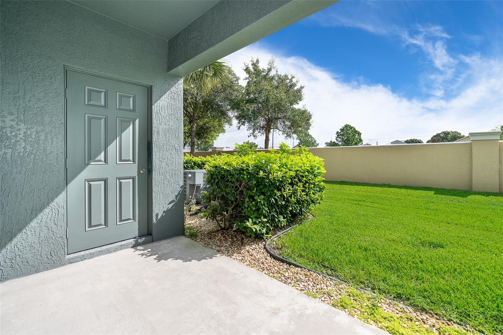 VICTORIA PINES CONDO PH 6 - Residential Lease