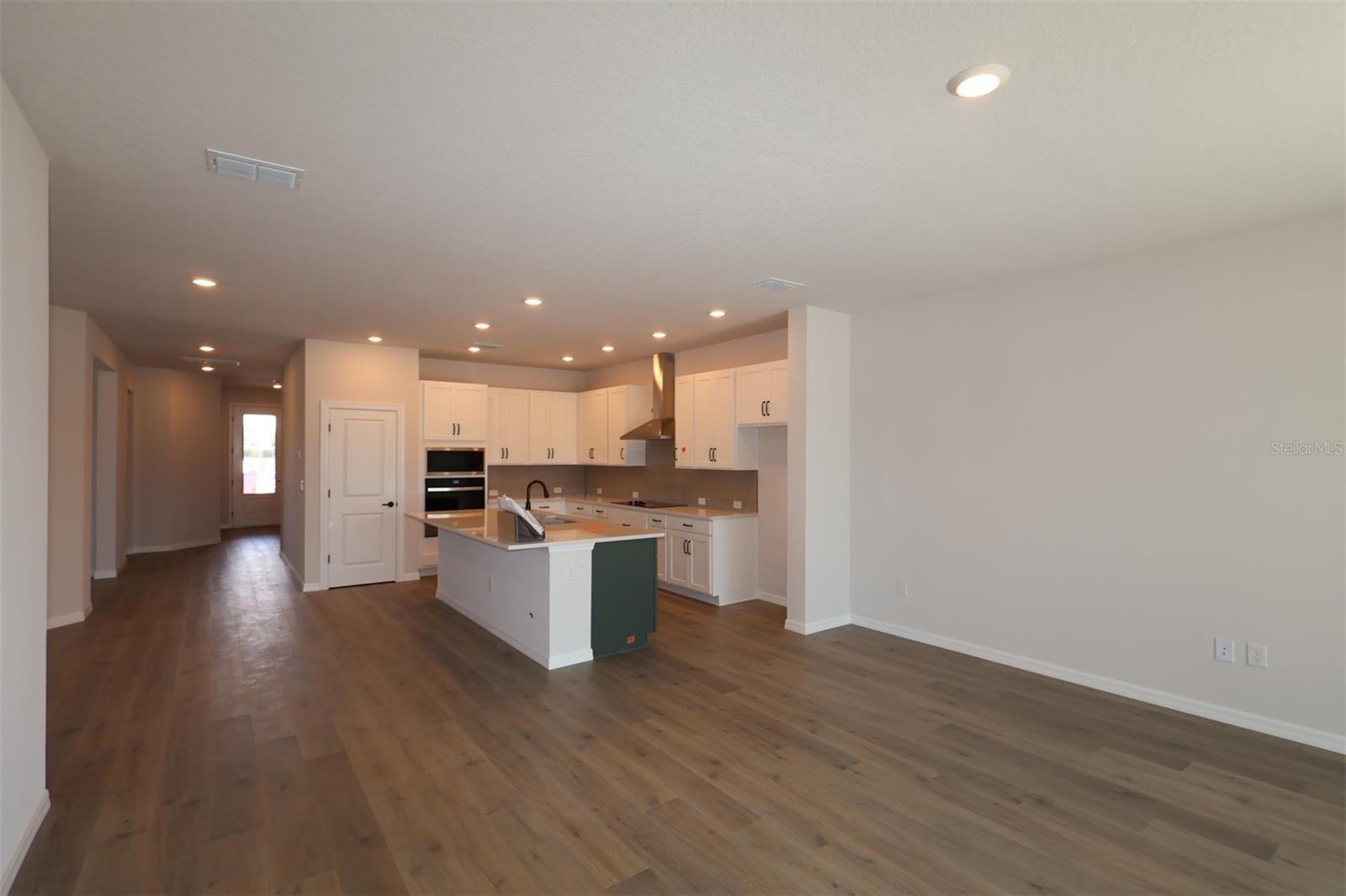 EASTLYN - Residential