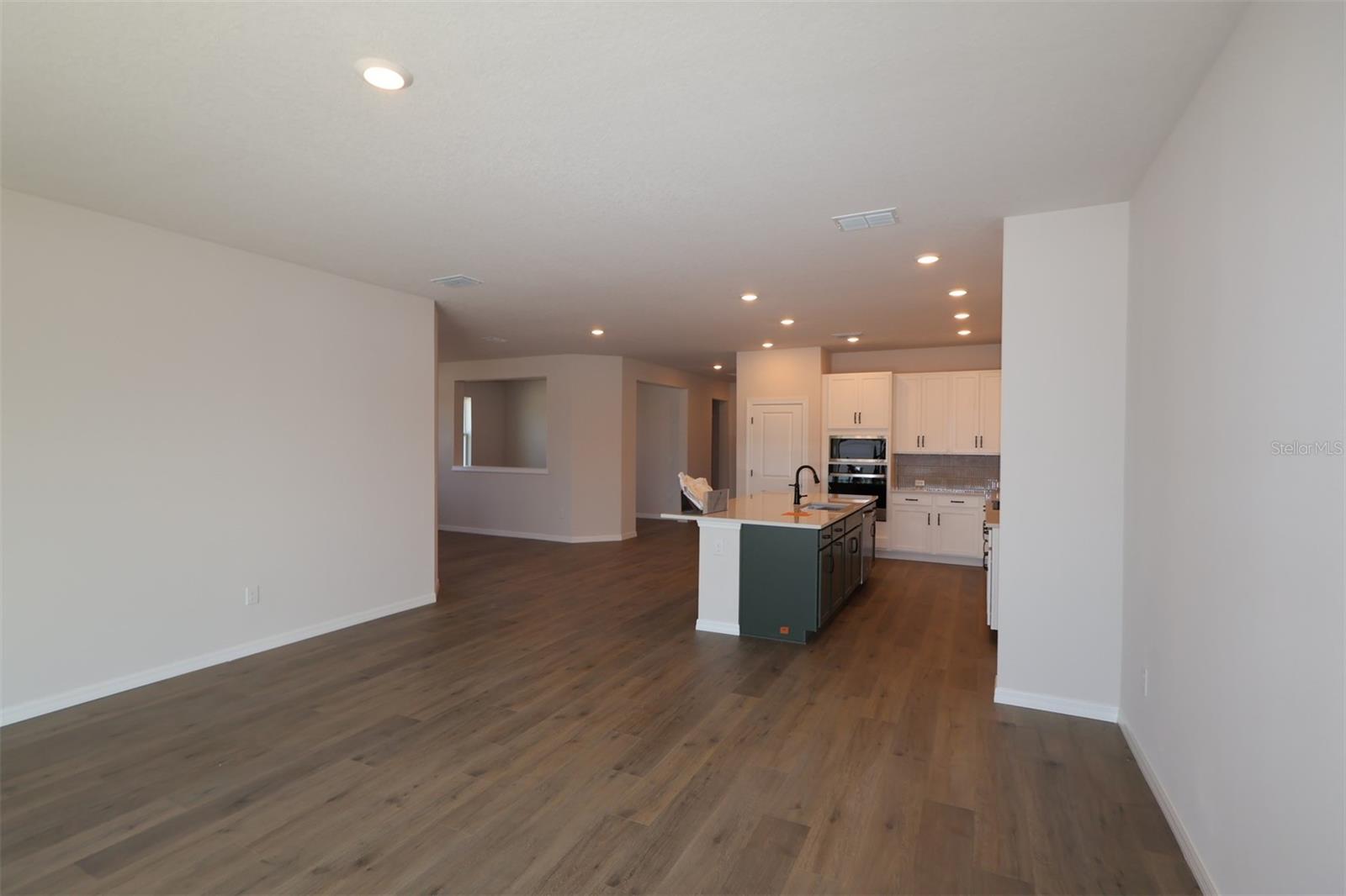 EASTLYN - Residential