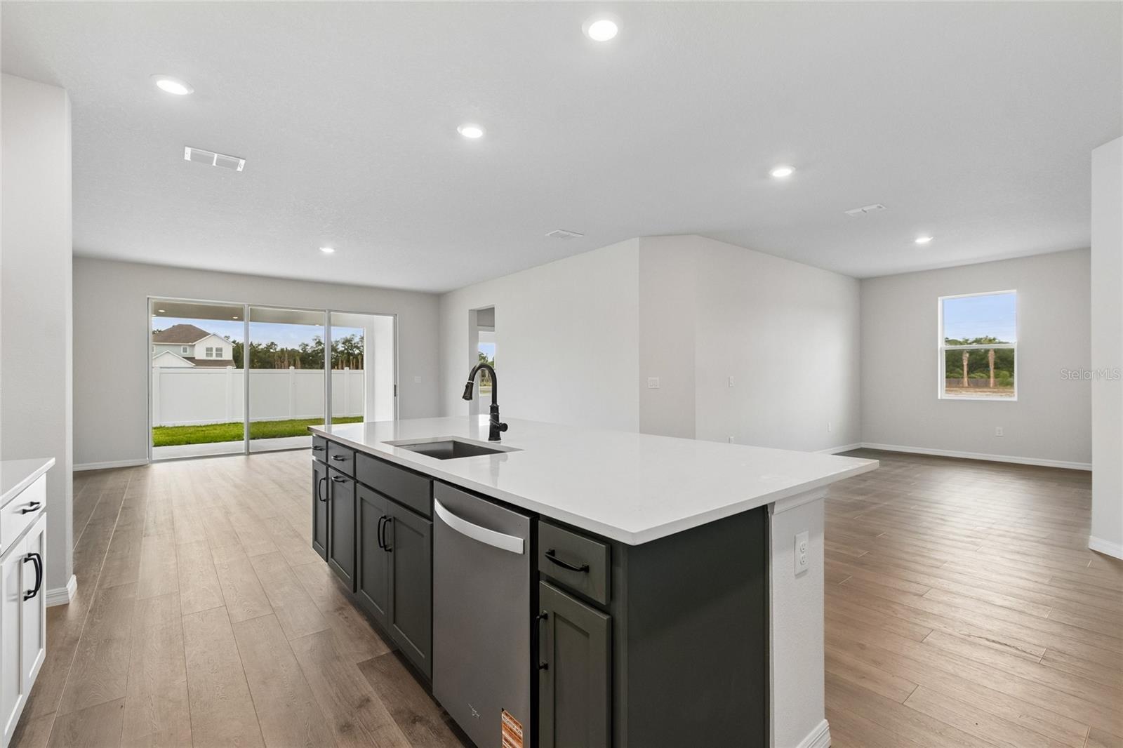 EASTLYN - Residential