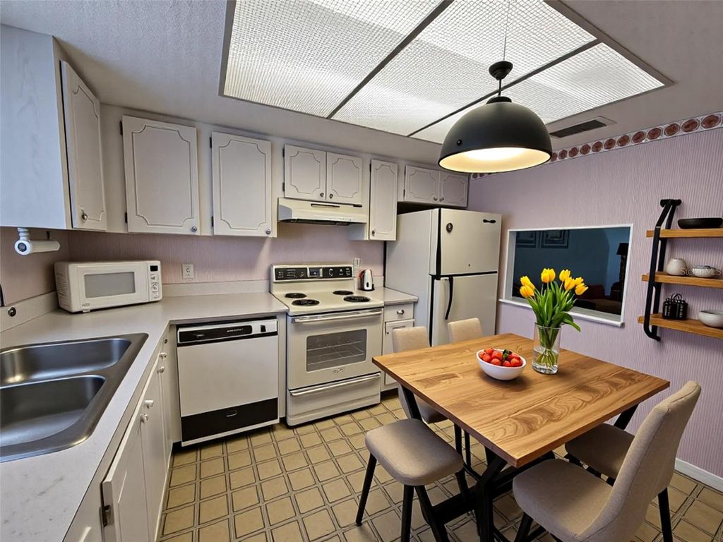 Photo of 3682 Lake Bayshore Drive #k402, Bradenton, FL 34205 (MLS # A4635863)