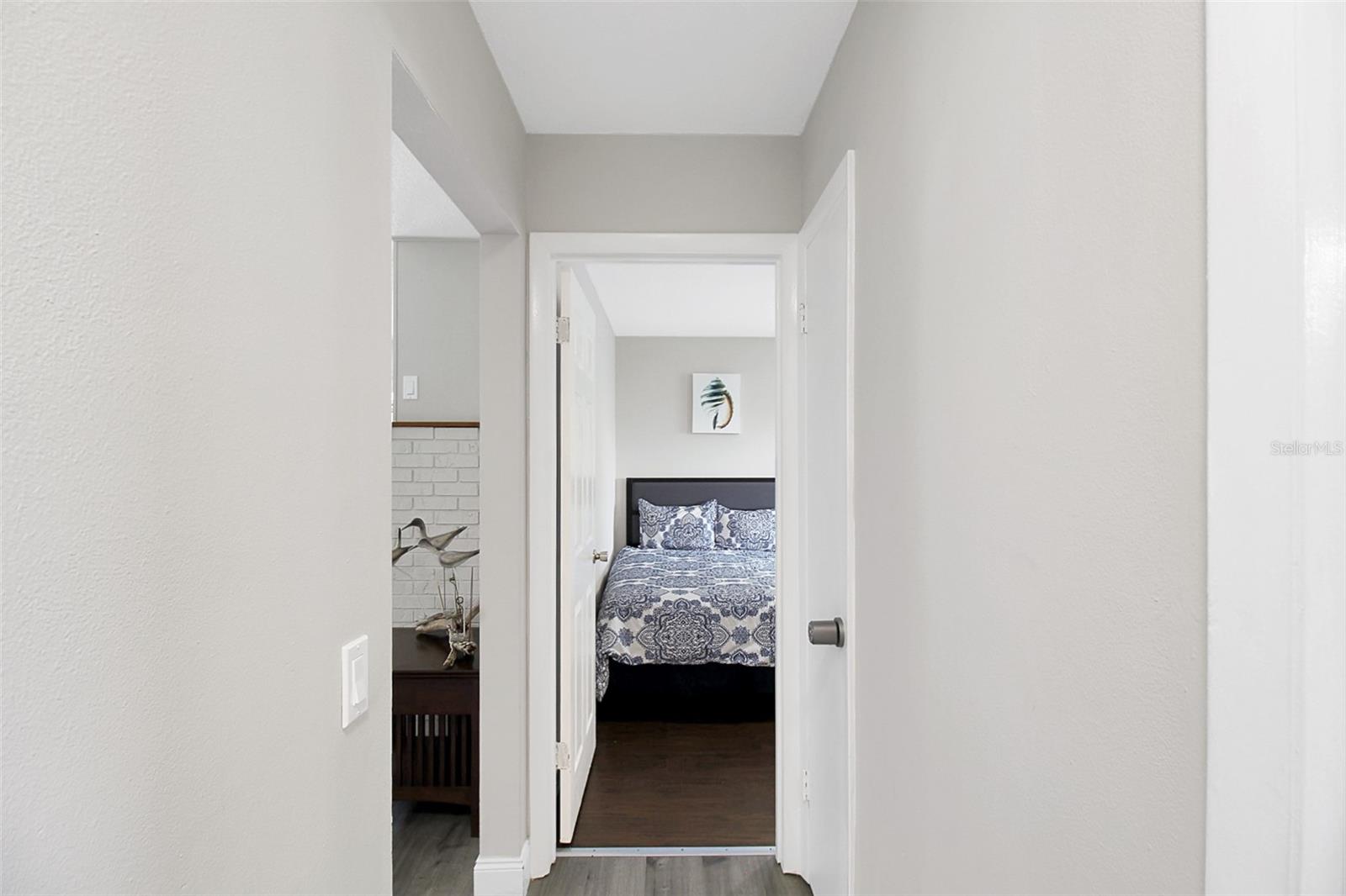 WHITFIELD COUNTRY CLUB HEIGHTS UN 5 - Residential Lease