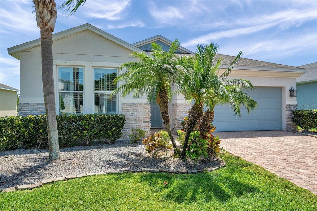 Photo of 764 W Bayshore Dr, Tarpon Springs, FL 34689 (MLS # TB8386824)