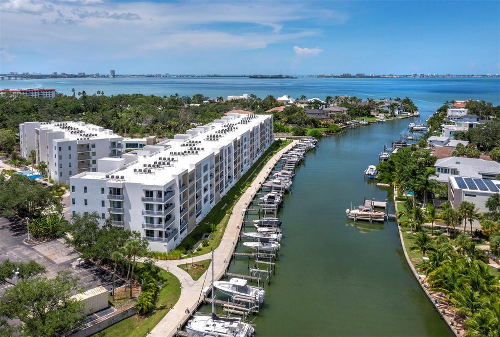Photo of 1709 N Tamiami Trail #418, Sarasota, FL 34234 (MLS # A4702906)