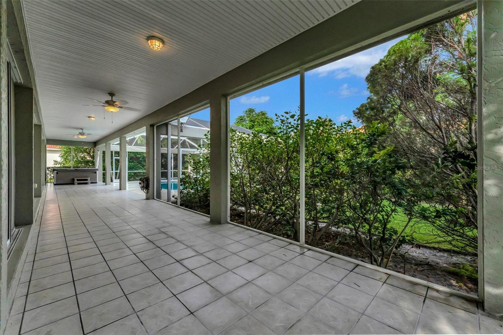 ANDALUCIA SUB - Residential