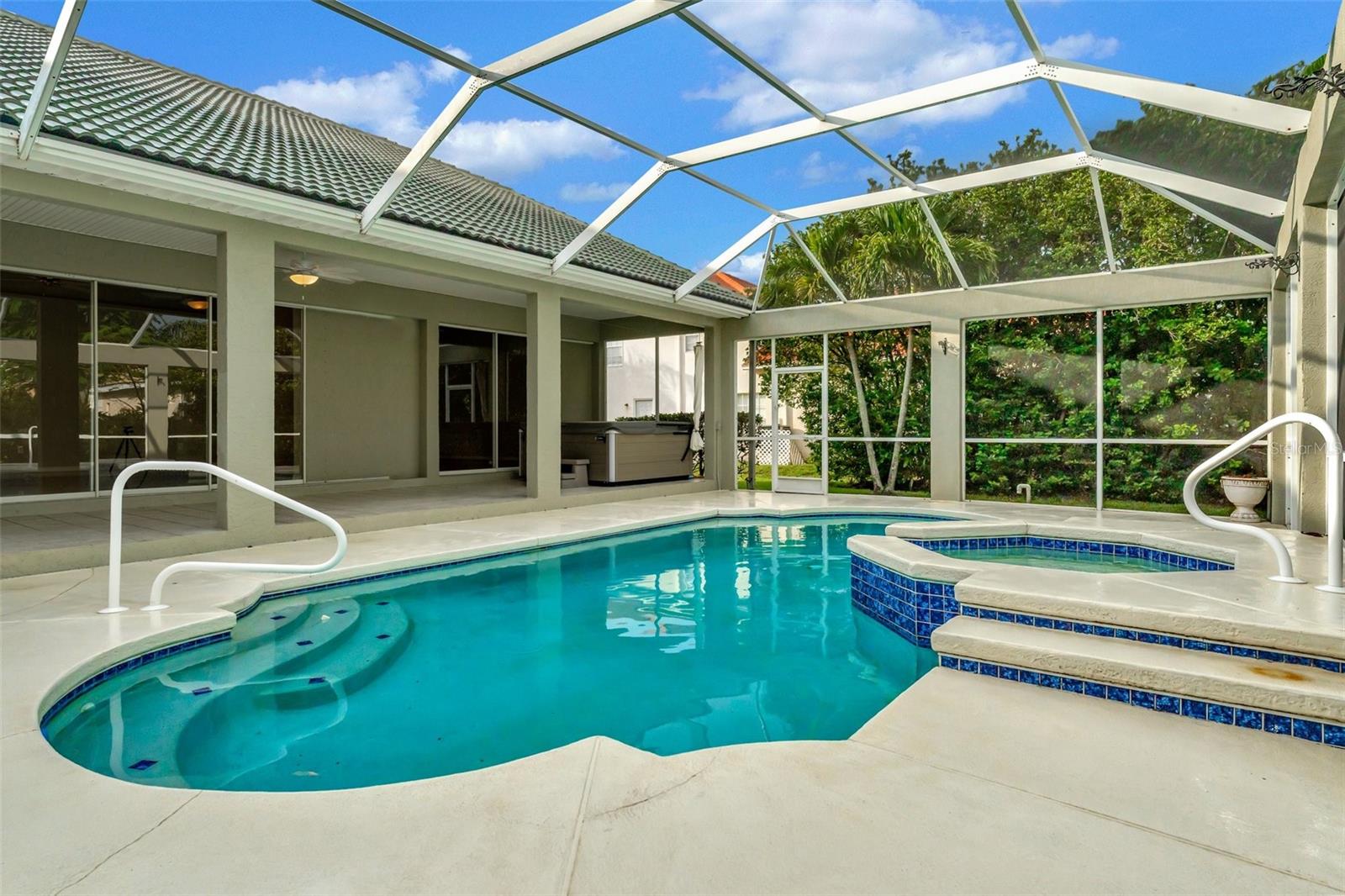 ANDALUCIA SUB - Residential