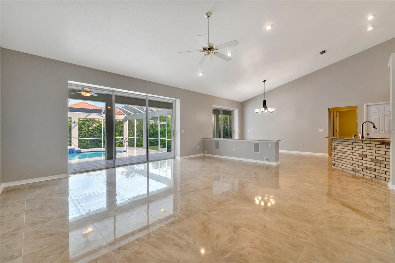 ANDALUCIA SUB - Residential