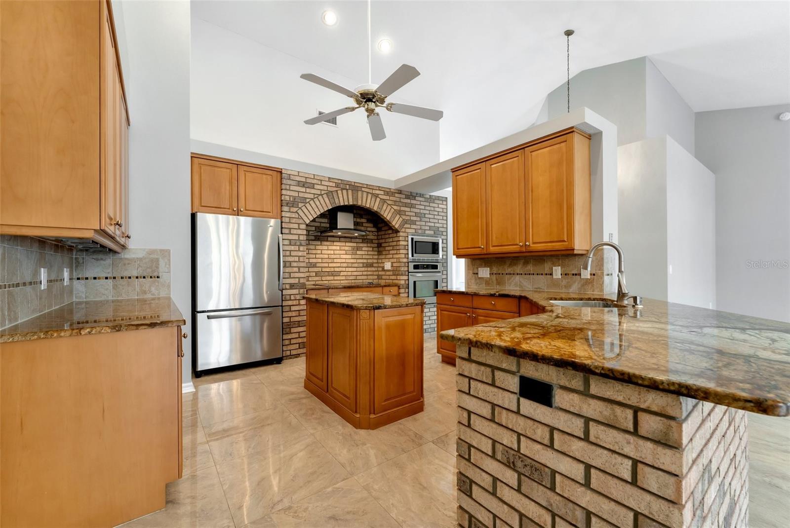 ANDALUCIA SUB - Residential