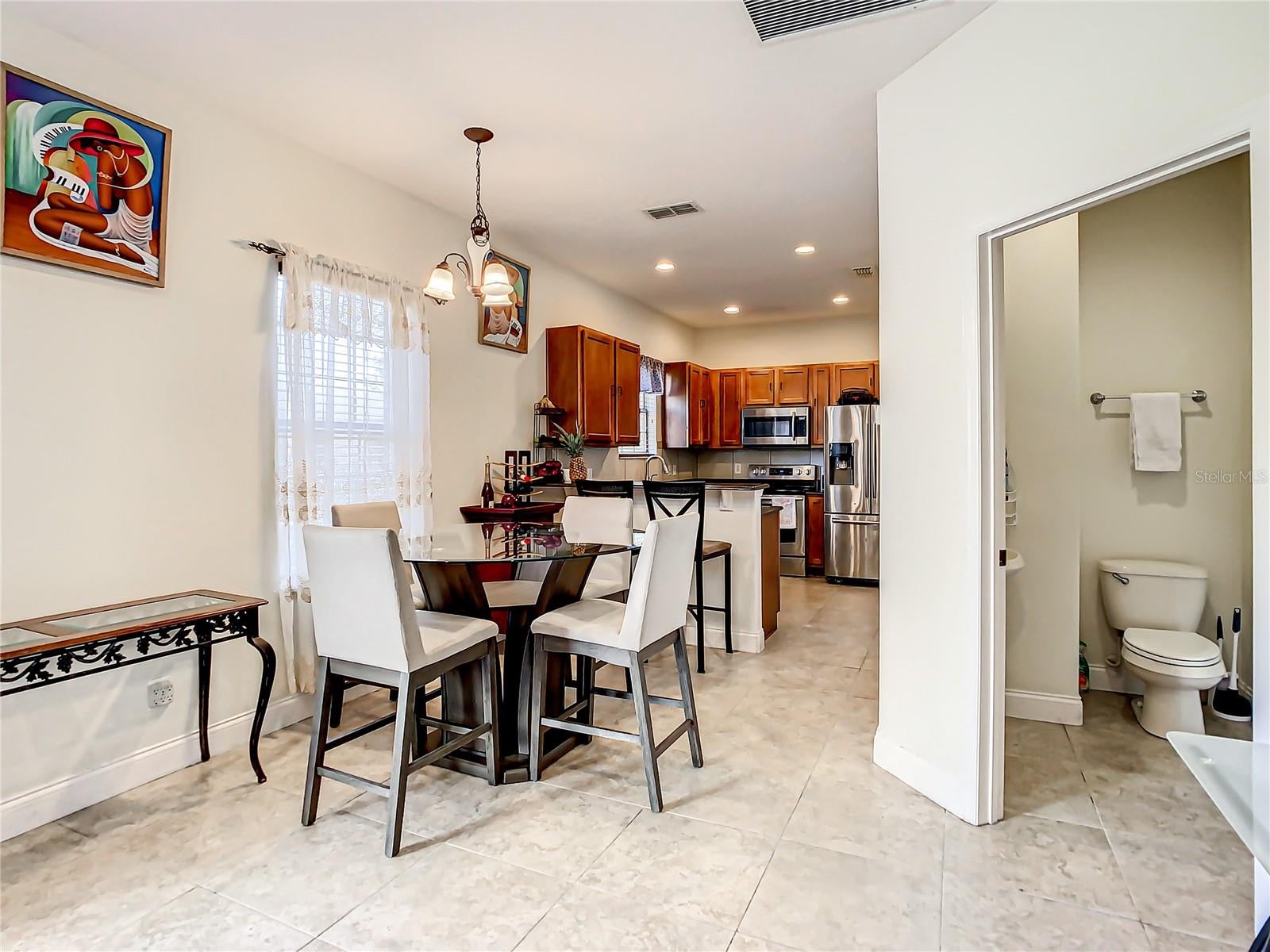 8735 ISLA BELLA DRIVE