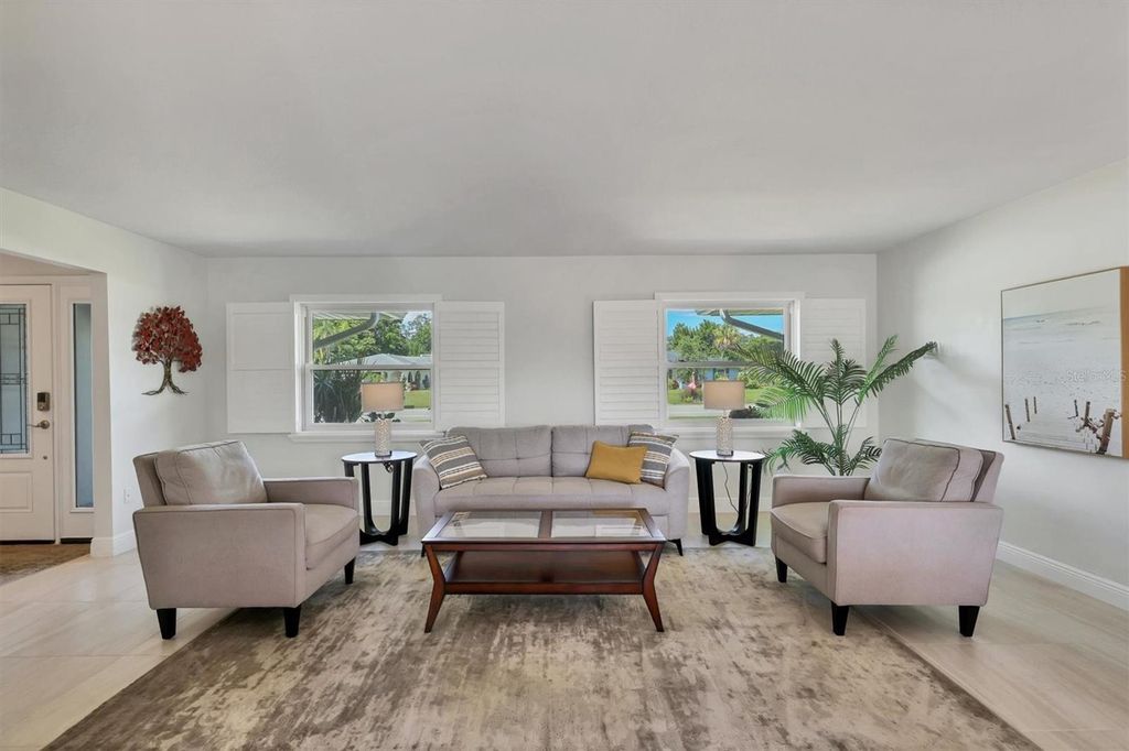 Sarasota Florida Homes for Sale 600k to 700k 86 Photo of 3724 Calliandra Drive, Sarasota, FL 34232 (MLS # A4668248)