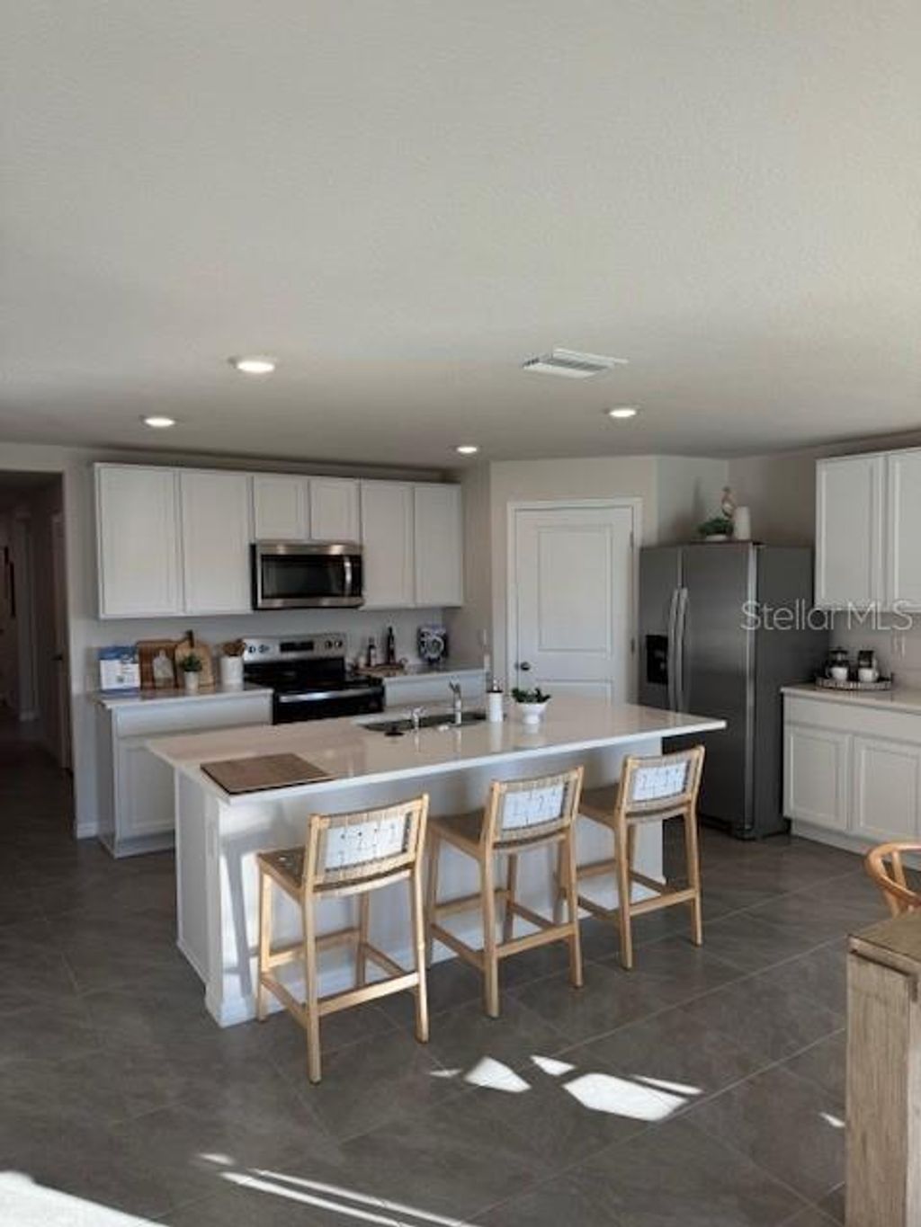 Photo of 11109 37th Avenue E, Palmetto, FL 34221 (MLS # A4672111)