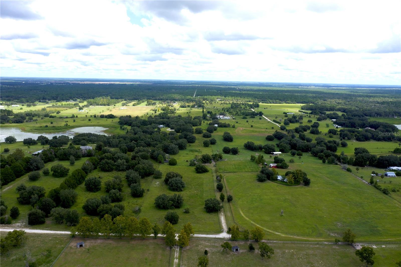 View DUNNELLON, FL 34431 mobile home