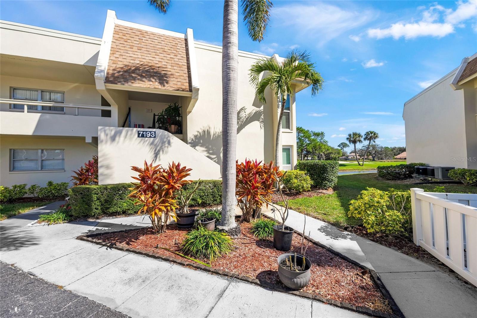 PALM-AIRE DESOTO LAKES COUNTRY CLUB - Residential