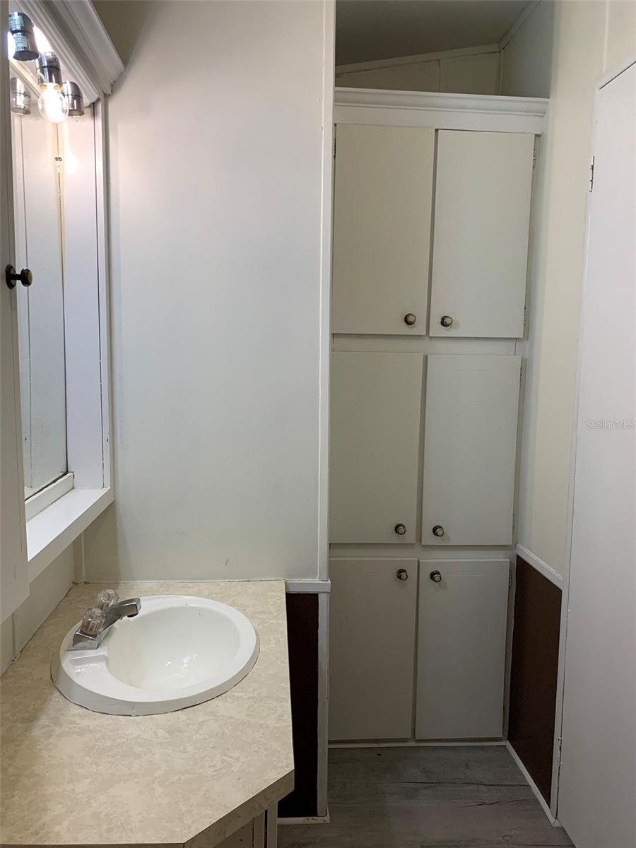 HICKORY HILL - Residential