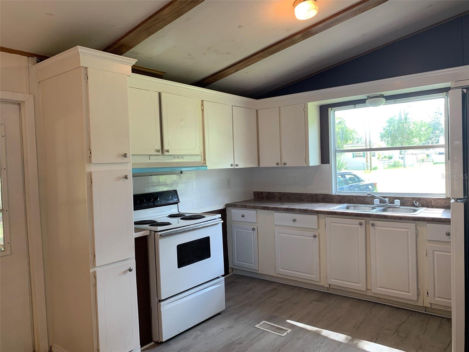 HICKORY HILL - Residential