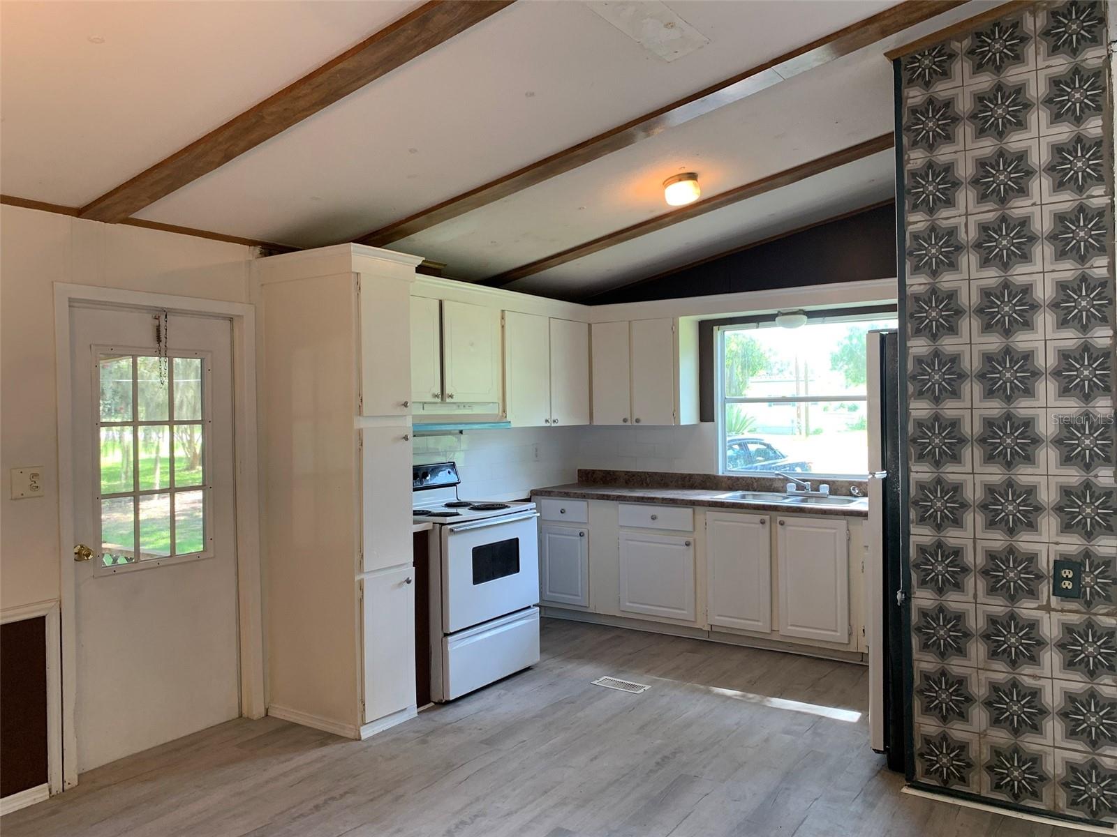 HICKORY HILL - Residential