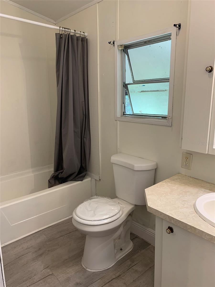 HICKORY HILL - Residential