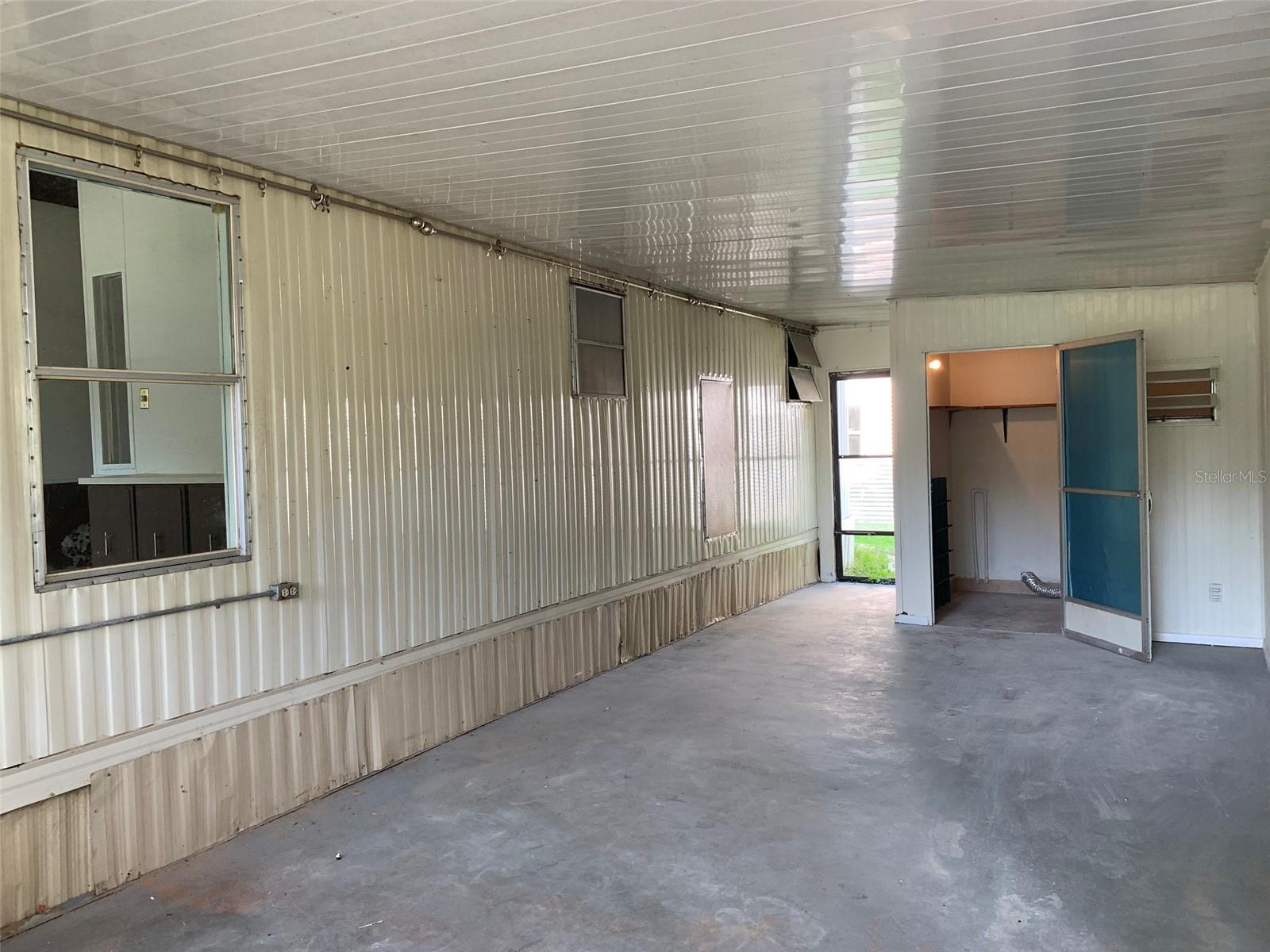 HICKORY HILL - Residential